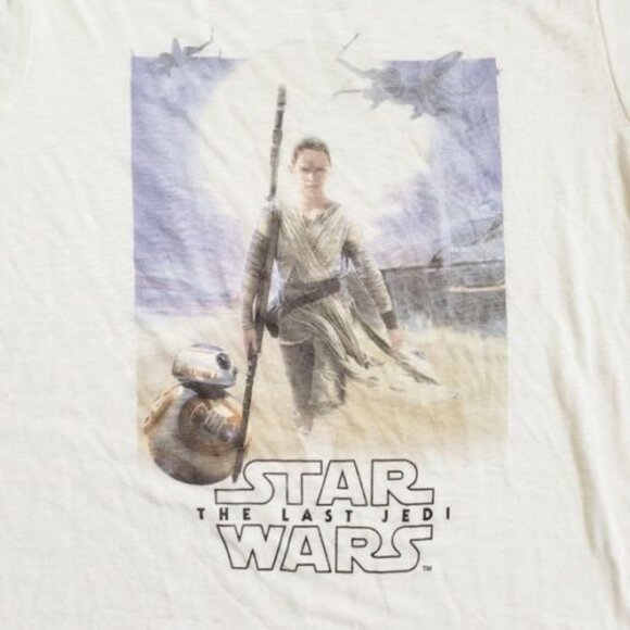 Star Wars The Last Jedi T-shirt - Picture 2 of 5